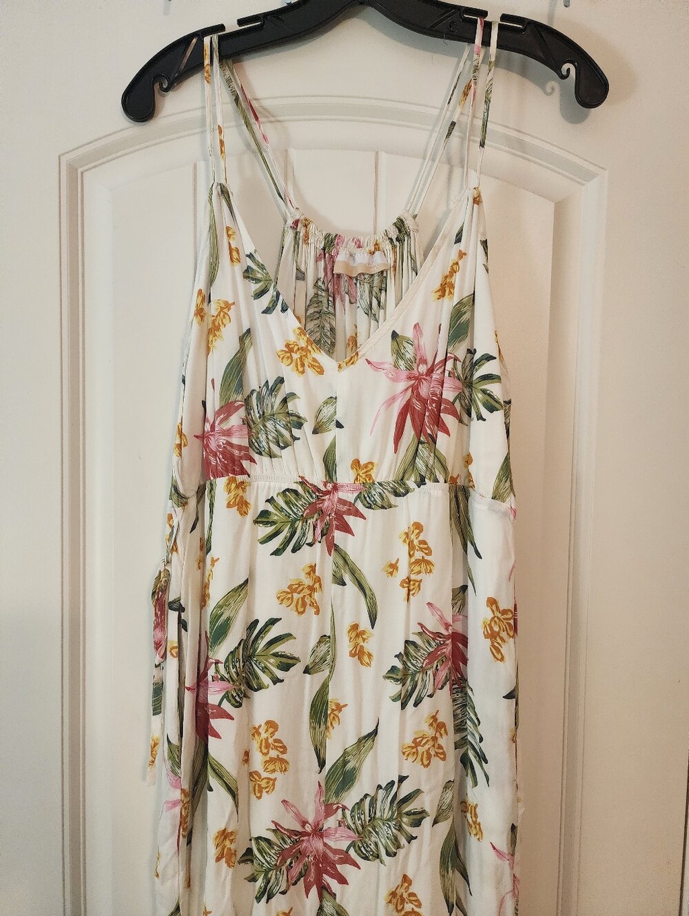 North End Floral Cream V-Neck Romper Jumpsuit Pink Yellow Green Large Side Ties